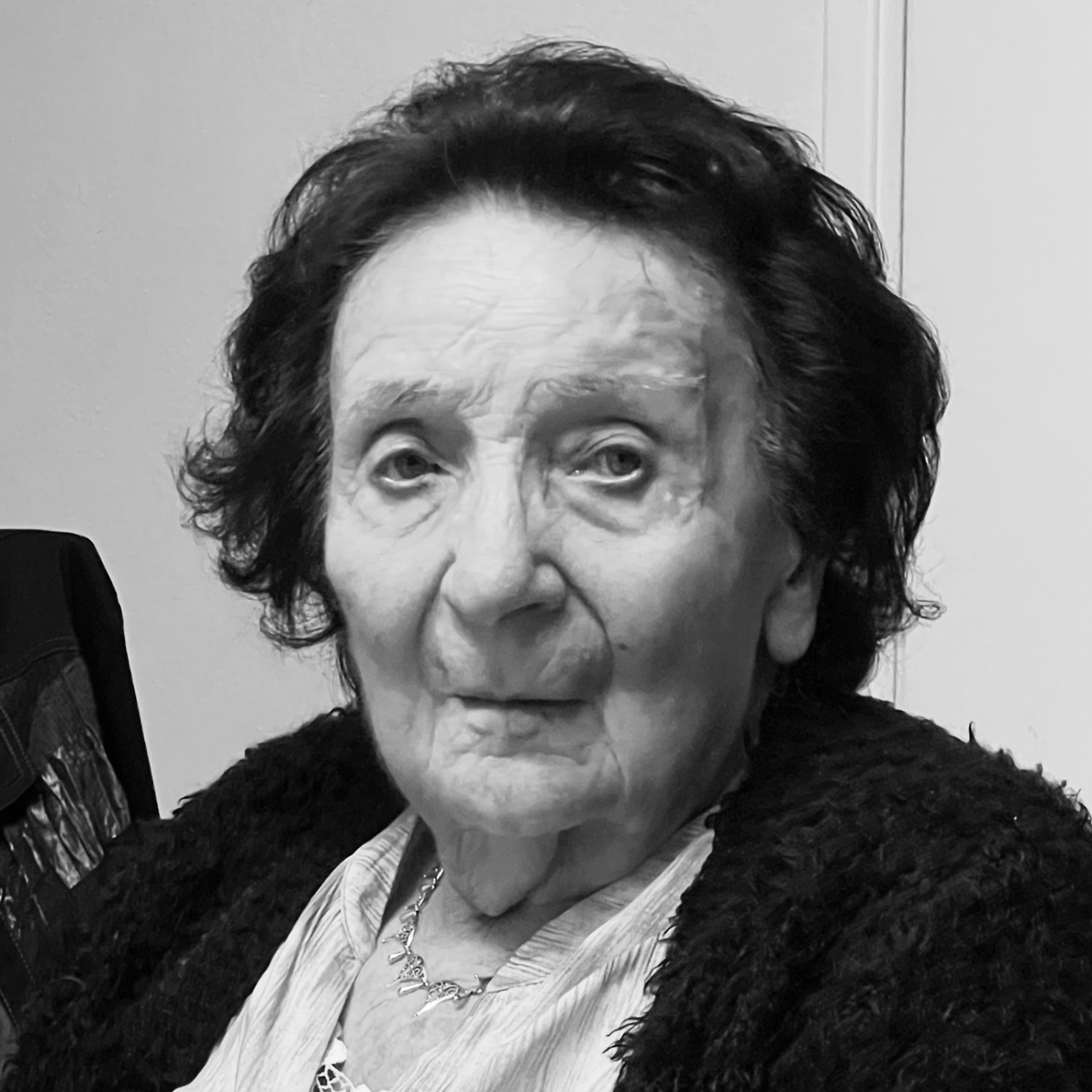 Photo de Louise DESCOLLONGES